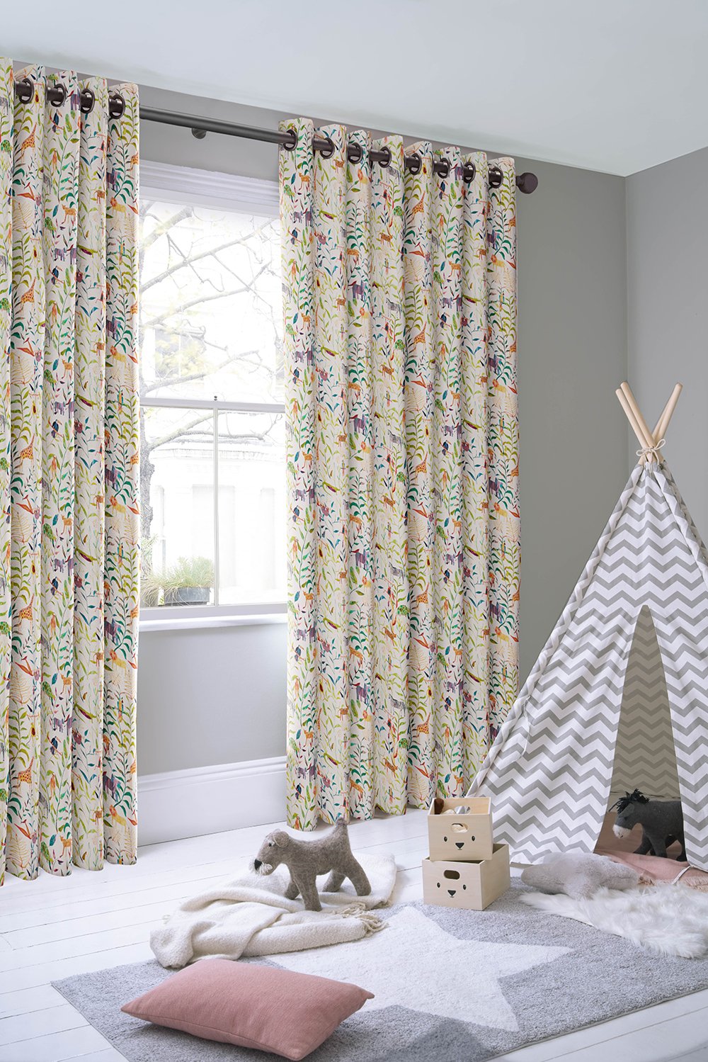 Our Curtains Carousel 5